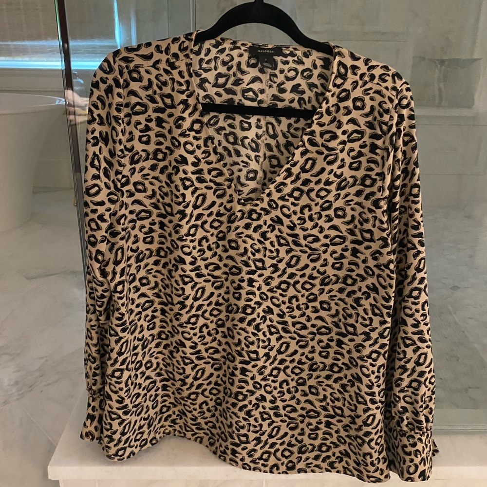Halogen blouse - size L. EUC